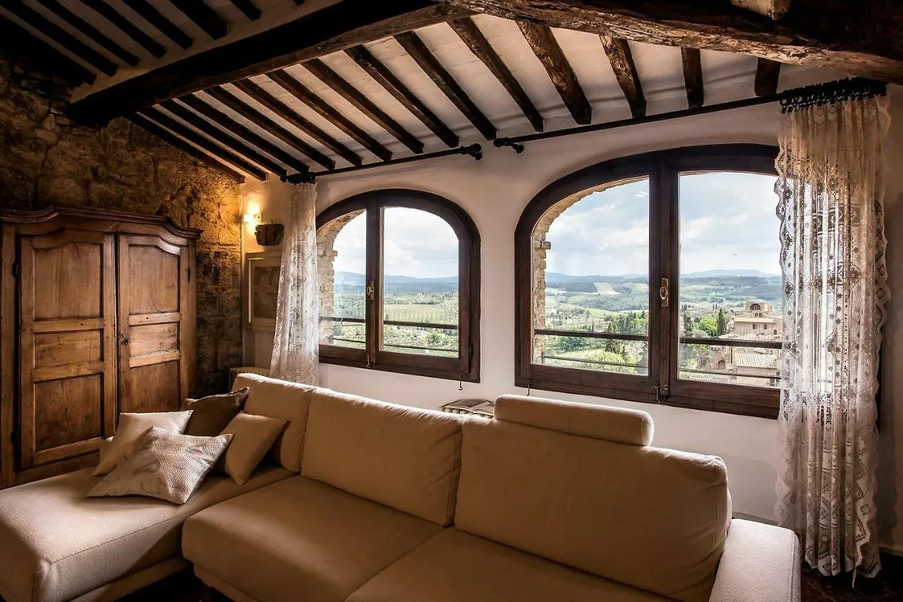 Apartment Ferienwohnung Artists' Tower San Gimignano
